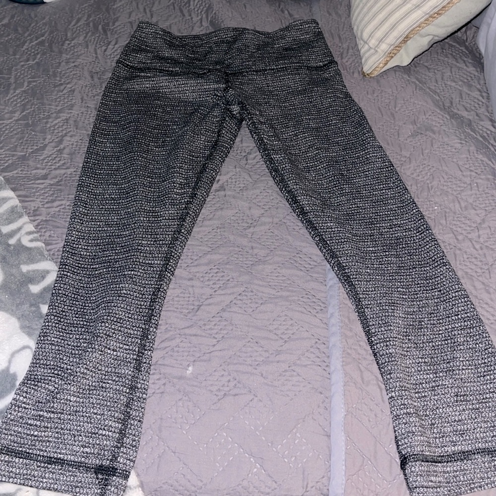 Lululemon capri grey leggings